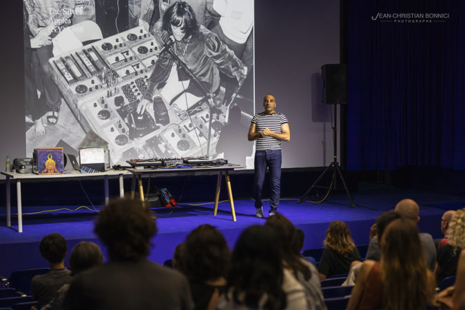 Résonance _JCB1153